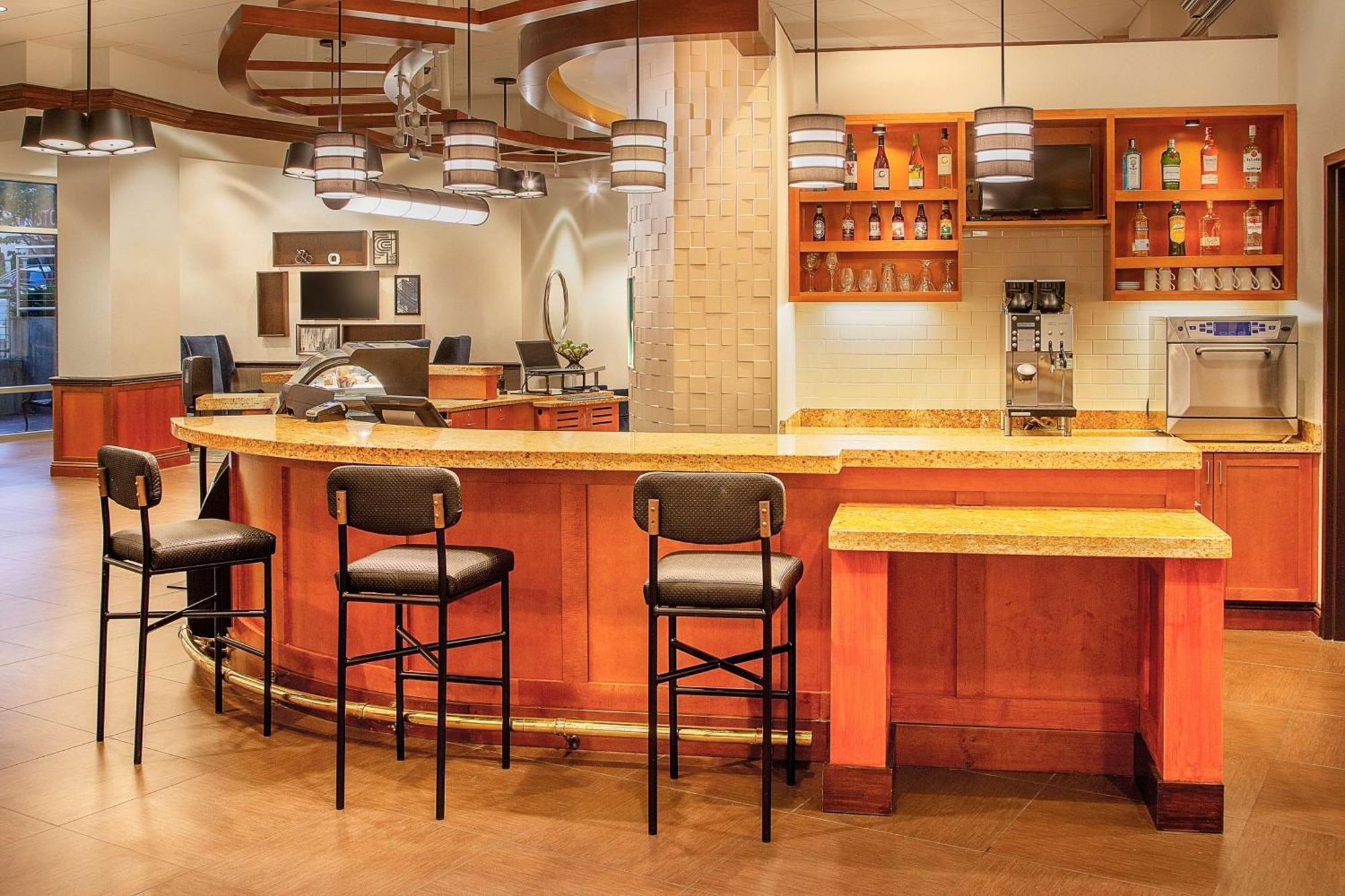 Hyatt Place Madison/Downtown Экстерьер фото